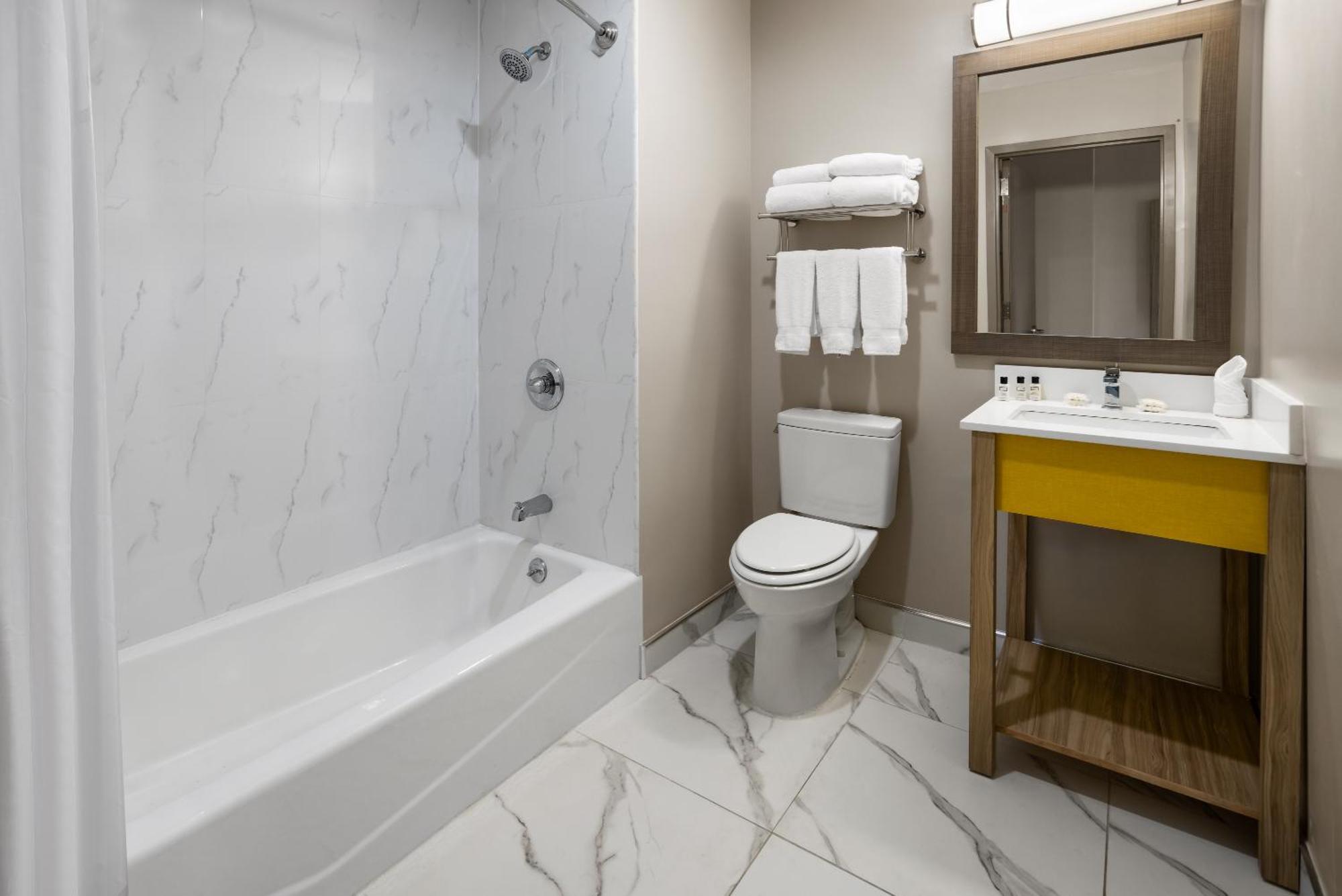 Days Inn By Wyndham Staten Island New York Ngoại thất bức ảnh