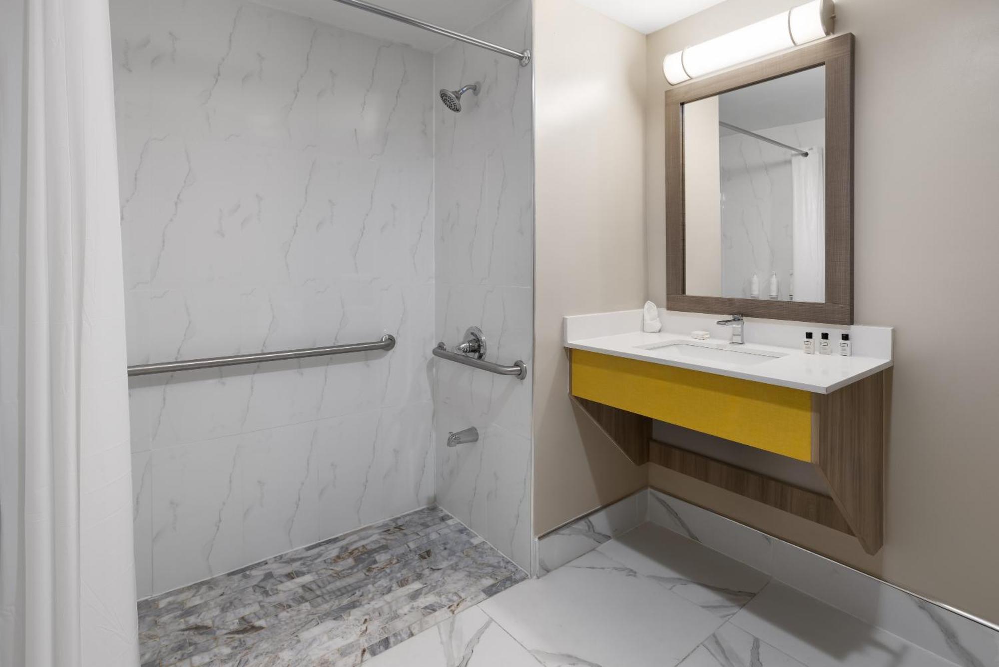 Days Inn By Wyndham Staten Island New York Ngoại thất bức ảnh