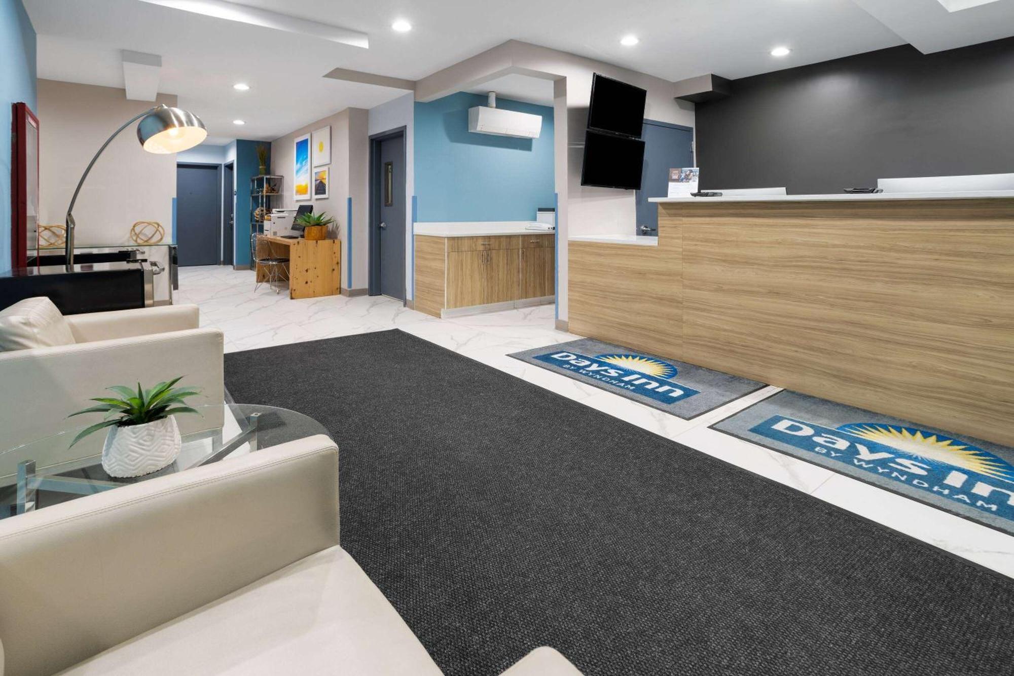 Days Inn By Wyndham Staten Island New York Ngoại thất bức ảnh